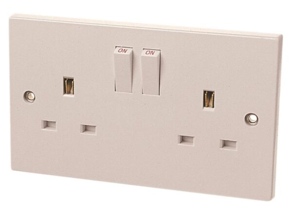 Dencon Switched Socket 2-Gang 13A